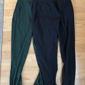 Lululemon Athletica Dark Green and Black Joggers